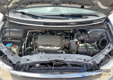 2013 Honda Odyssey Touring z USA, uszkodzony, nr VIN 5FNRL5H96DB068096